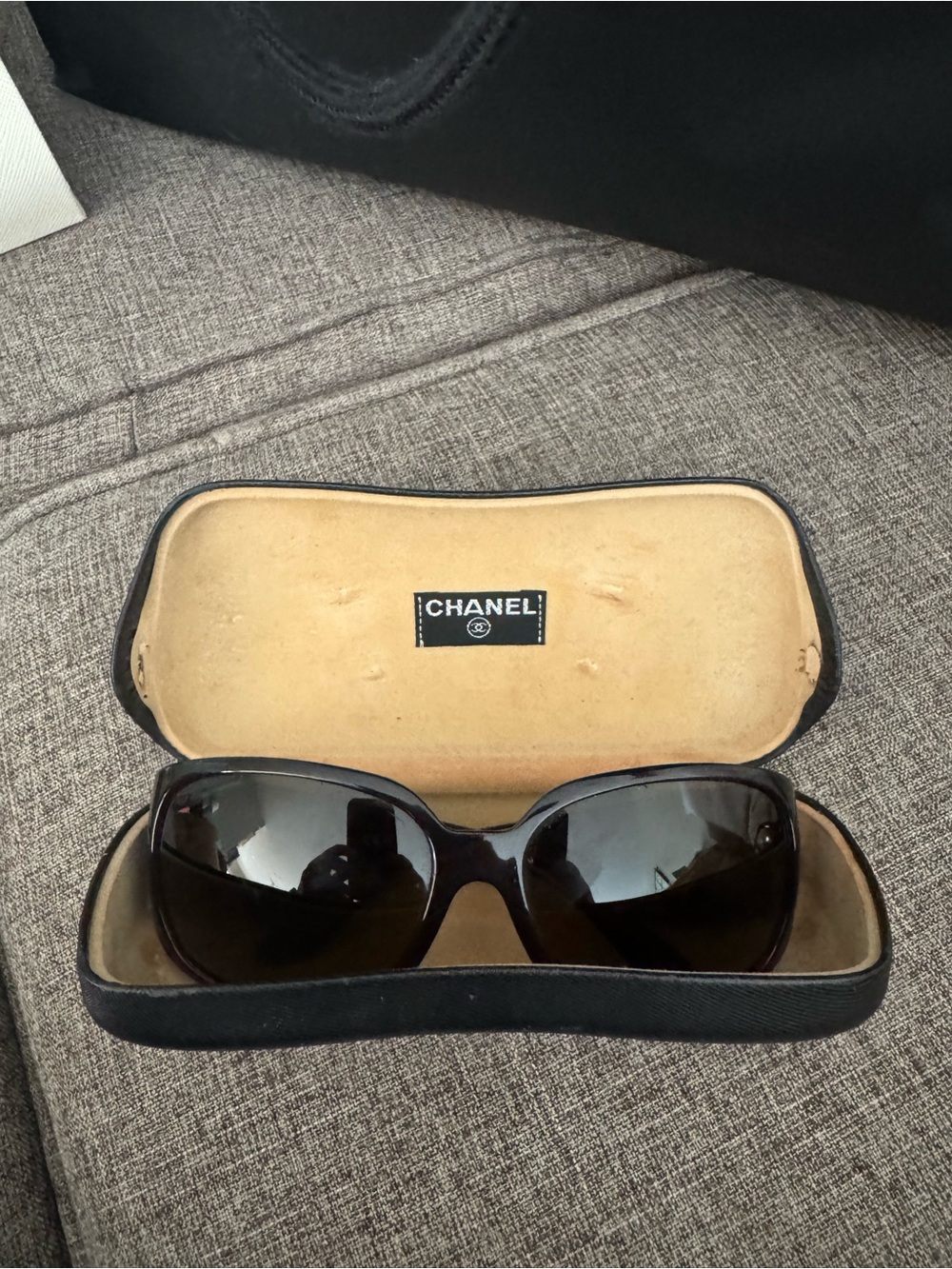 AUTHENTIC CHANEL Dark Burgundy Crystal-Studded Women's Sunglasses - Picture 6 of 9
